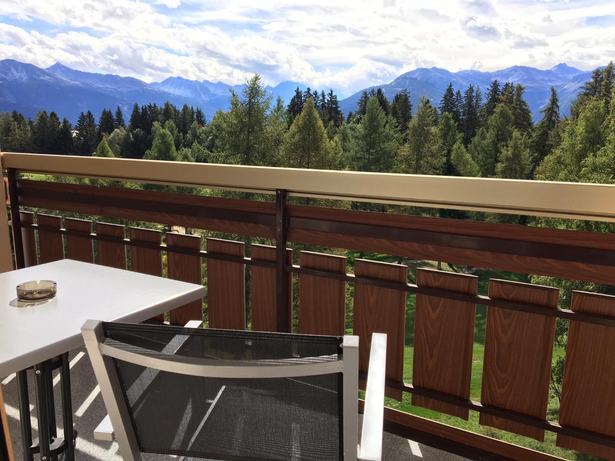 Hotel Belmont Crans-Montana Exterior photo